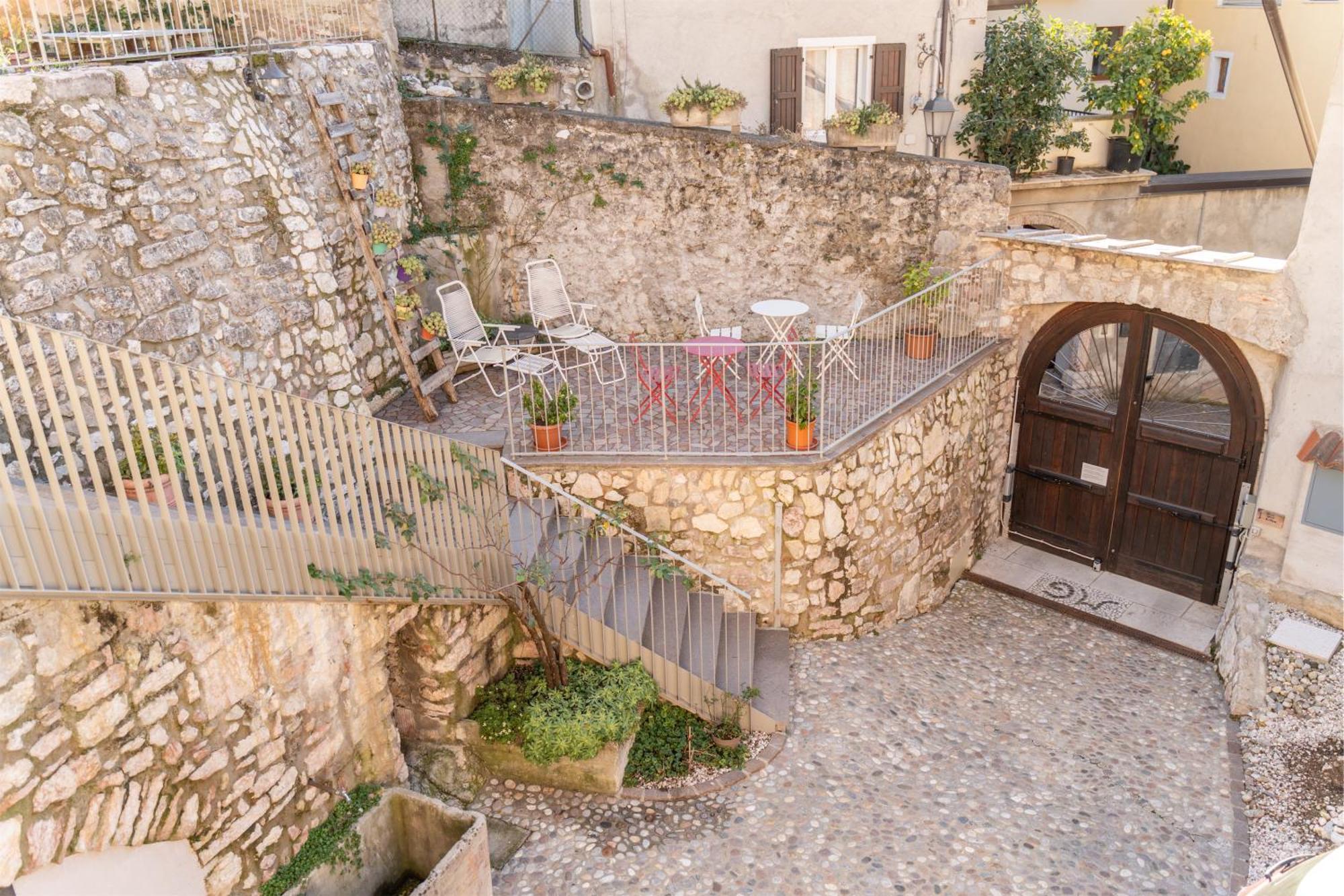 Appartamenti La Corte Arco Exterior photo